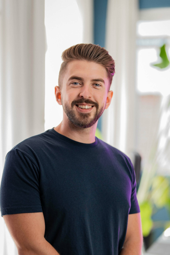 Niice Toni Niice Toni